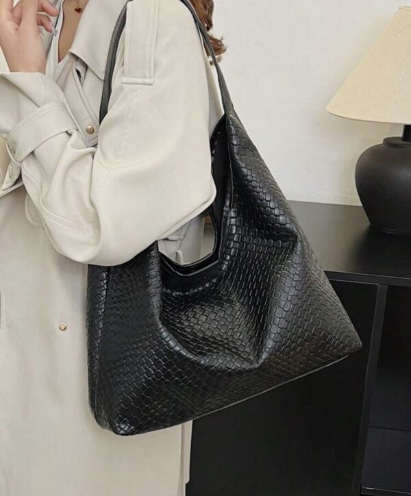 Borsa nera a spalla - immagine 5