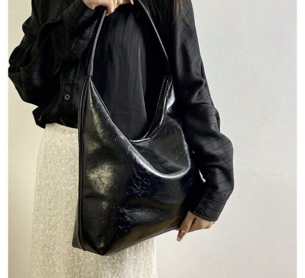 Borsa nera a spalla