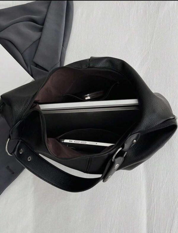 Borsa nera a spalla similpelle - immagine 2