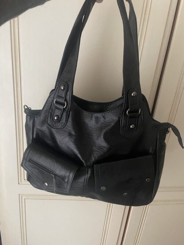 Borsa Nera Maxi Elegante in Pelle Vegana - immagine 5
