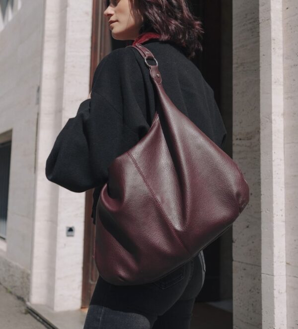 Borsa a Spalla Viola: Stile e Funzionalità per Ogni Occasione