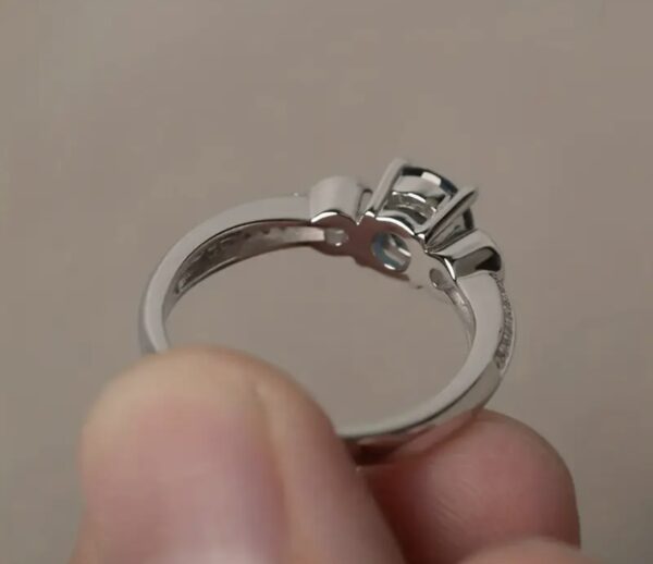 Anello in Acciaio Inox: Eleganza e Durata - immagine 2